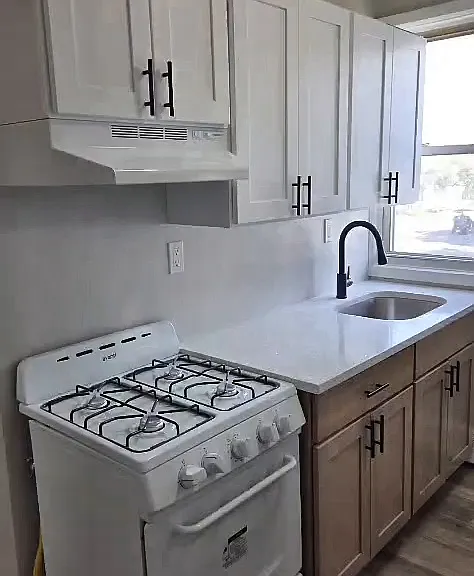 217 Ocean Gate Ave #5 — Photo 4