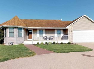 2-346 Grandview Dr, Lanark, IL 61046