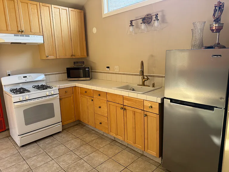 5310 Soquel Dr #A — Photo 2