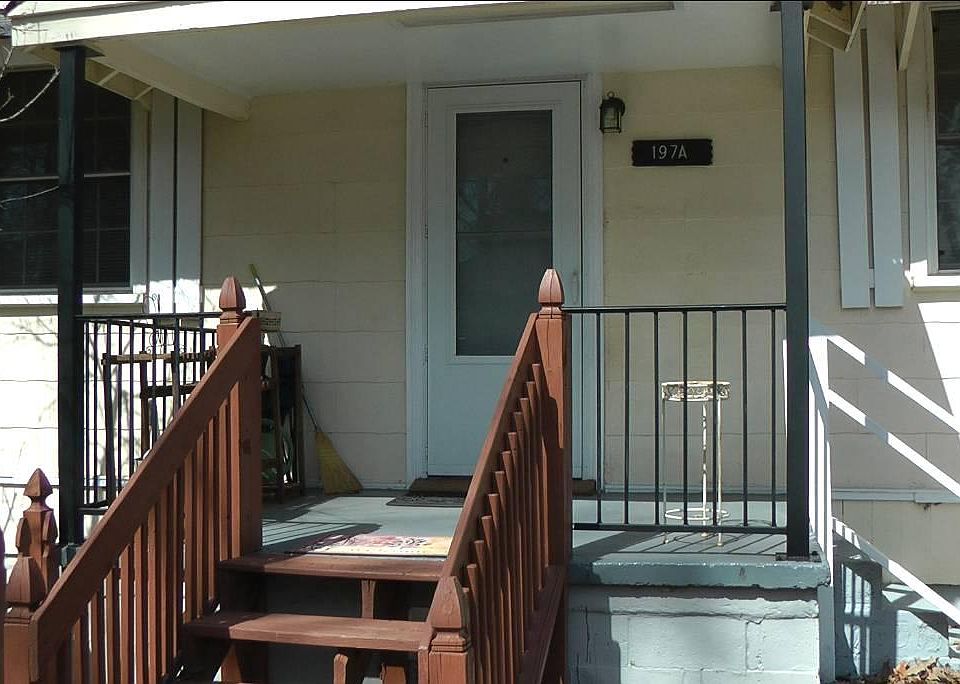 1st image of 197A Lake Dr NW