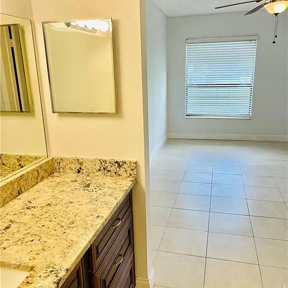 2900 NW 42nd Ave #A103 — Photo 24
