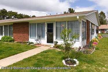 1st image of 1017F Aberdeen Dr