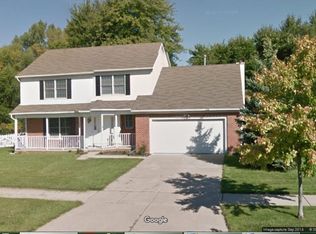 3217 Pinebluff Ct, Ann Arbor, MI 48105
