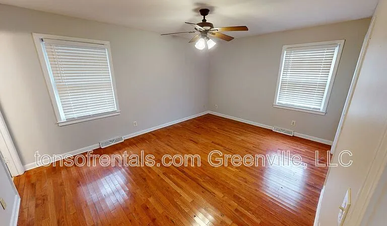 4597 Coach Hill Dr — Photo 10