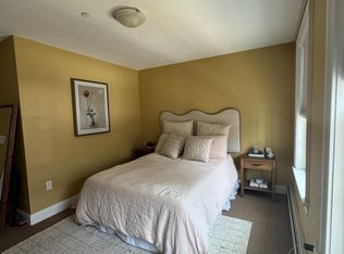 30 Brewer St #1, Newport, RI 02840