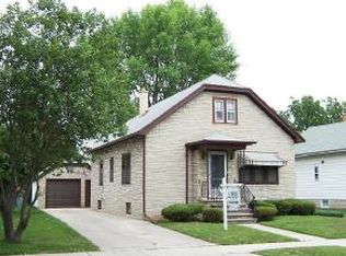 327 E 14th St, Fond Du Lac, WI 54935