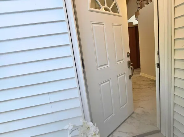 227 Freeborn St #A, Staten Island, NY 10306