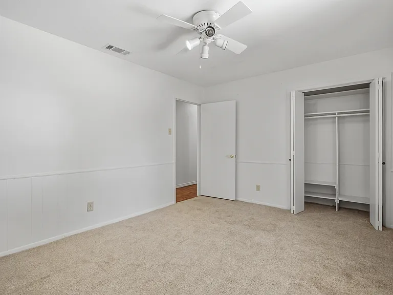 15721 Mapleview Cir — Photo 17