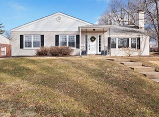 834 University Pl, Saint Louis, MO 63132