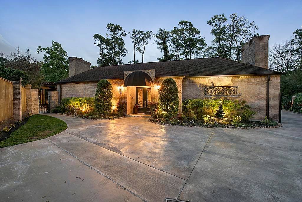 26 W Shady Ln A, Houston, TX 77063 Zillow