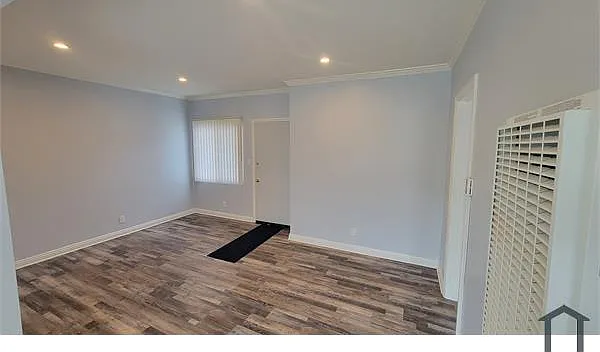 1644 S Gramercy Pl #8 — Photo 10