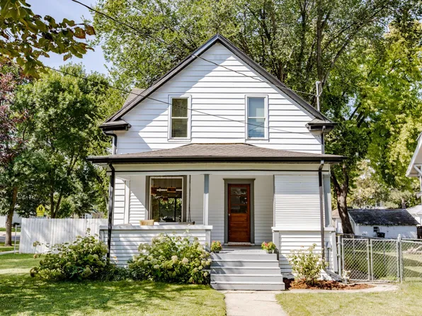 1002 1st St N, Fargo, ND 58102