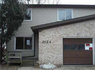 2124 10th Street Pl, Coralville, IA 52241