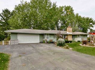 5252 S Wendell Dr, Rochelle, IL 61068