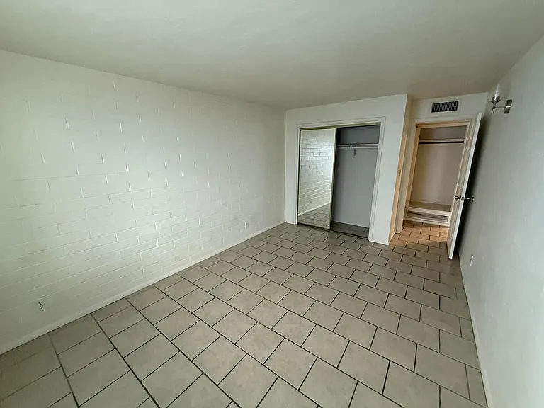 5425 E 30th St #3 — Photo 12