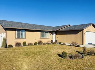 1205 Cypress St, Othello, WA 99344