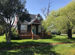 780 NE Commercial St, Waldport, OR