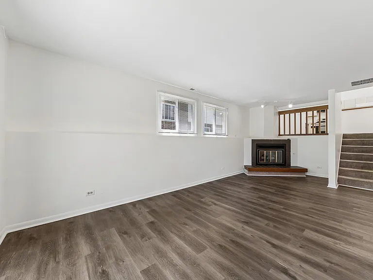 9 Morningside Dr #9 — Photo 9