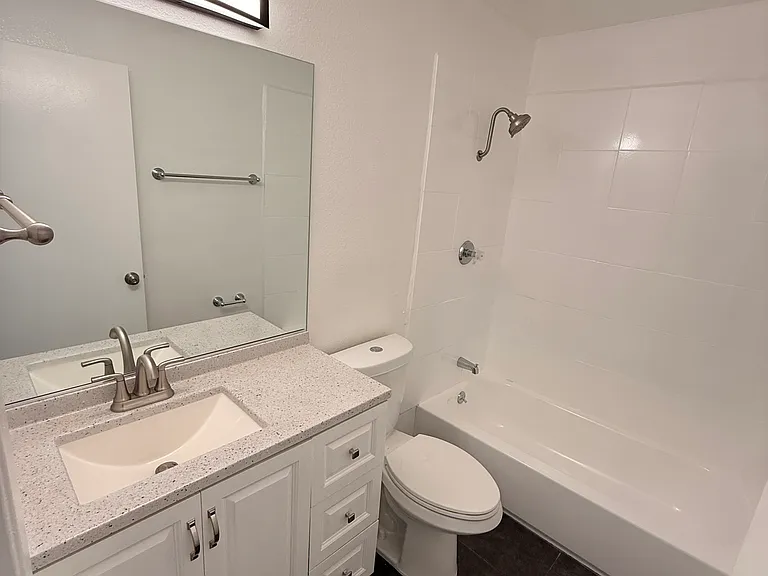 1620 Park Ave #6 — Photo 23