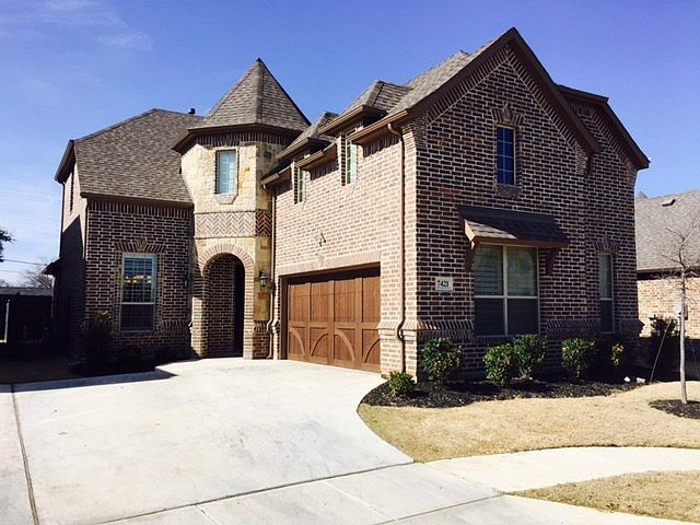 1st image of 7421 Park Place Dr