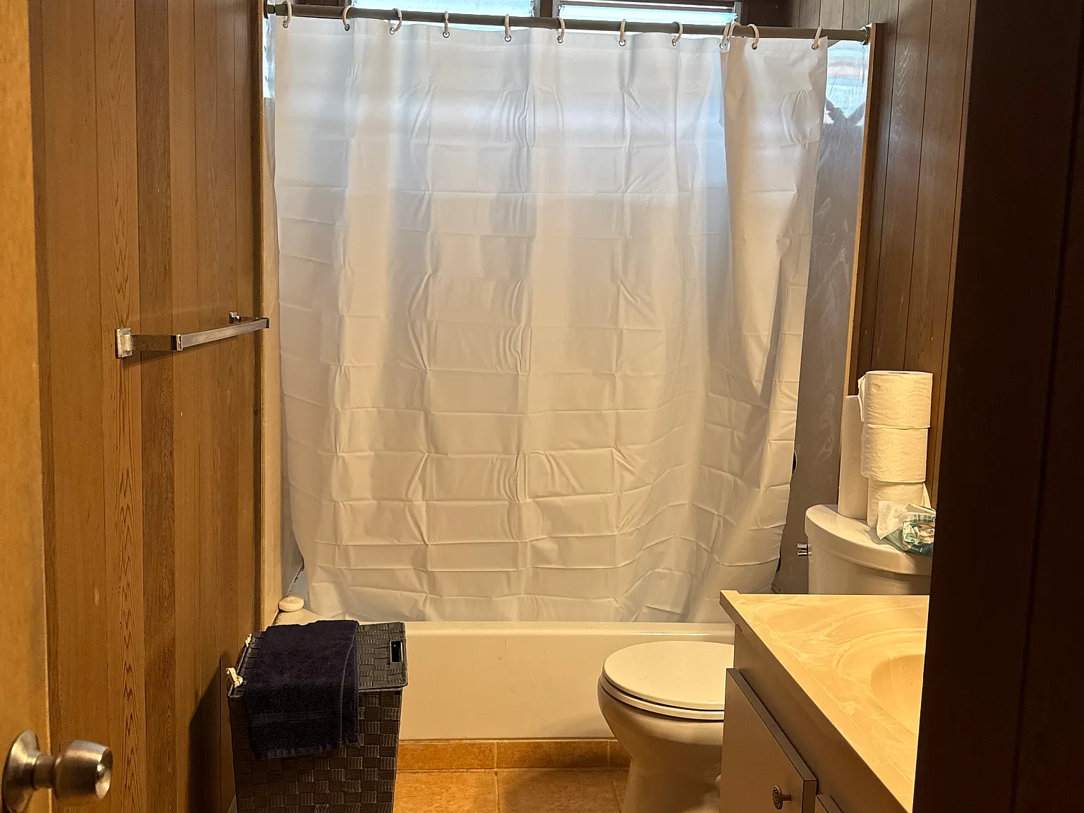 2 bed, 750 sqft, $995 — Photo 4