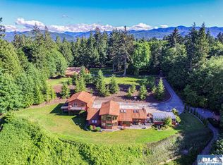 253 Seal Rock Rd, Port Angeles, WA 98363