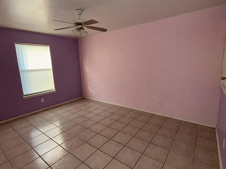 729 Sonesta Dr #B — Photo 4