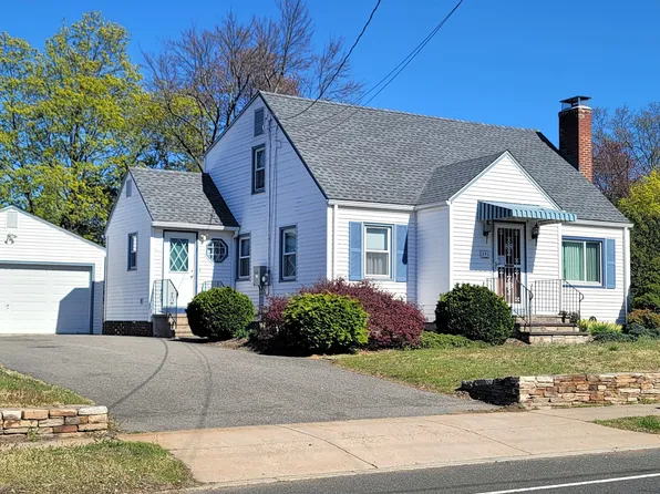 406 School Street, East Hartford, CT 06108