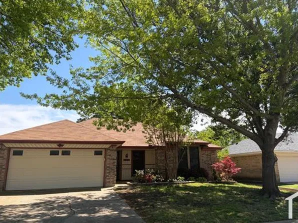 7204 Kary Lynn Dr E, Watauga, TX 76148