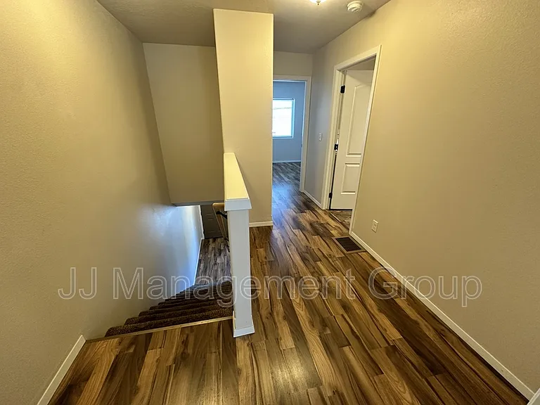 6205 N Astor St #4 — Photo 6