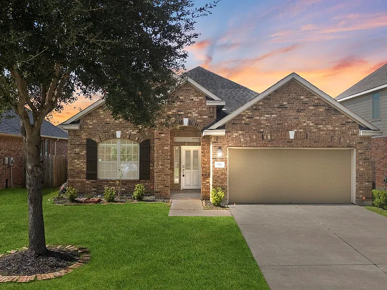 9306 Atwood Ridge Ln — Photo 1