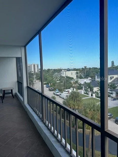 2 bed, 2.0 bath, 1036 sqft, $2,995 — Photo 1