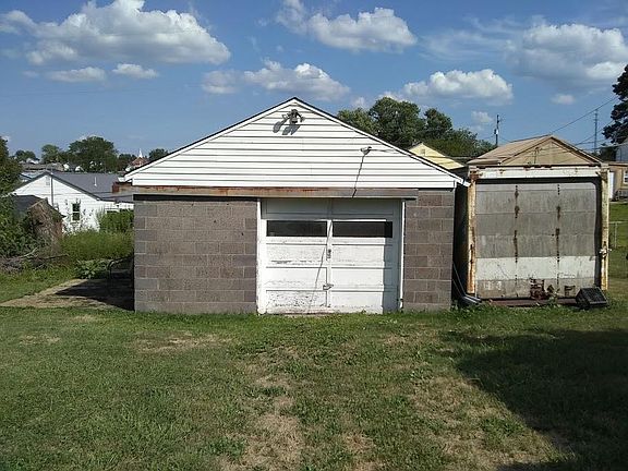 4th image of 1348 10th St