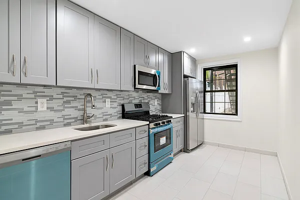 Rented by Compass | media 3