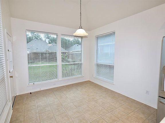 5th image of 4106 Hidden Fort Ln