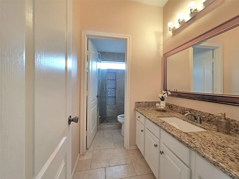 10038 Barr Lake Dr — Photo 24