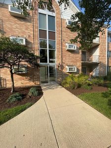 18320 Robin Ln APT C1, Homewood, IL, 60430
