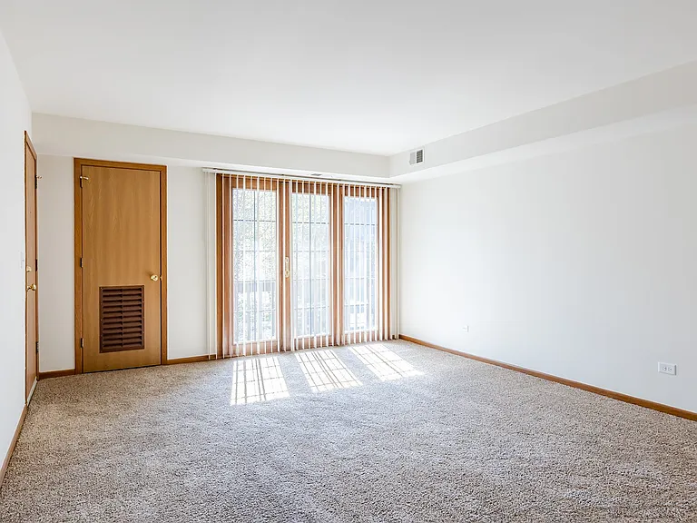 Woodcreek Apartments — Photo 6