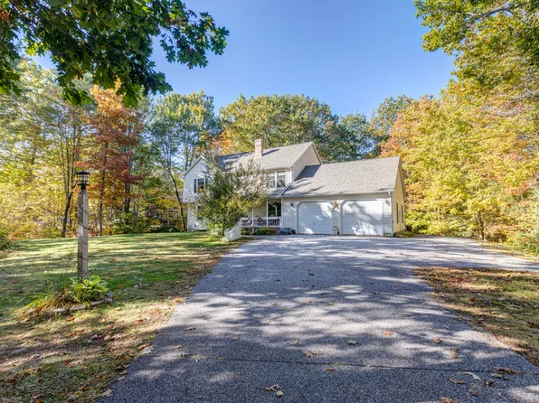 30 May Meadow Drive, Gray, ME 04039