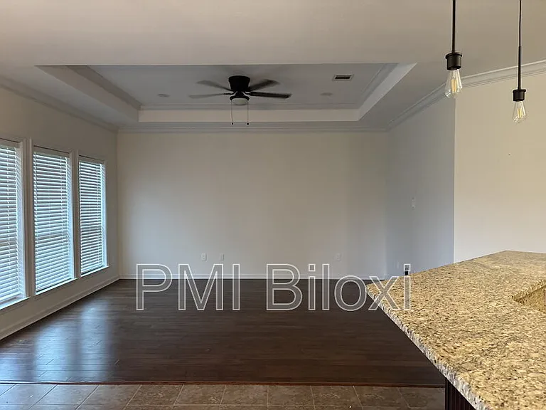 15192 Oberlin Ave — Photo 4