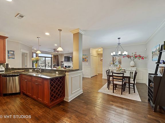 5th image of 3025 N California Ave #3NW