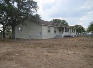 10910 Kingsbury Rd, Kingsbury, TX 78638