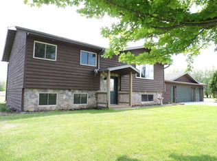 W281 Borth Ln, Berlin, WI 54923