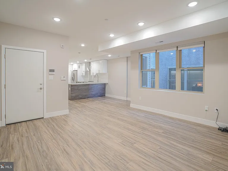2222 Frankford Ave #3 — Photo 4