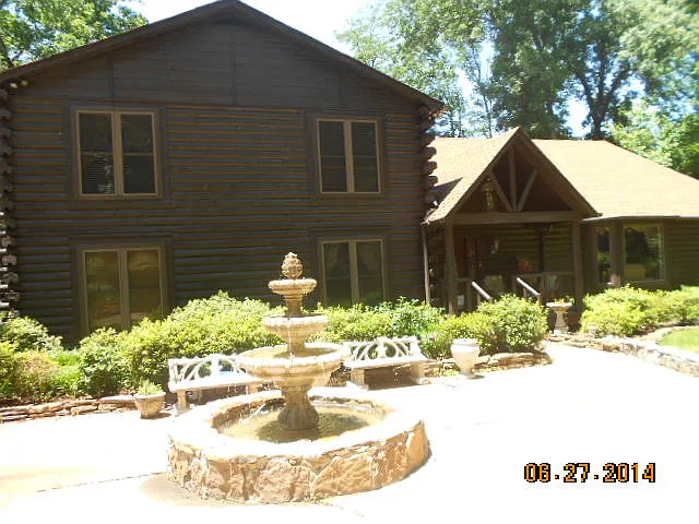 3034 Newton Ave photo 1