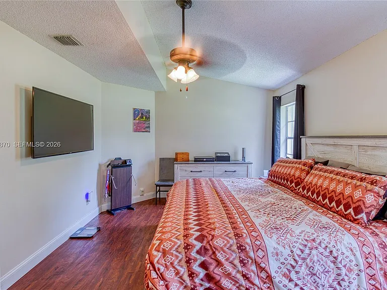 11415 Lakeview Dr #2-D — Photo 22