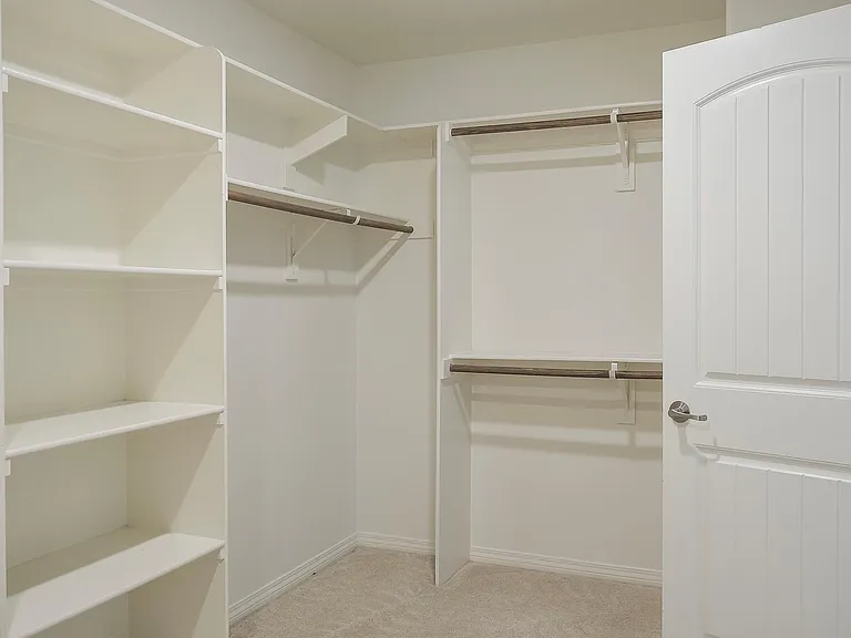 14810 Shelburne Ct — Photo 26