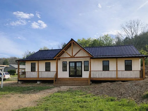 981 Chism Rd, Burkesville, KY 42717