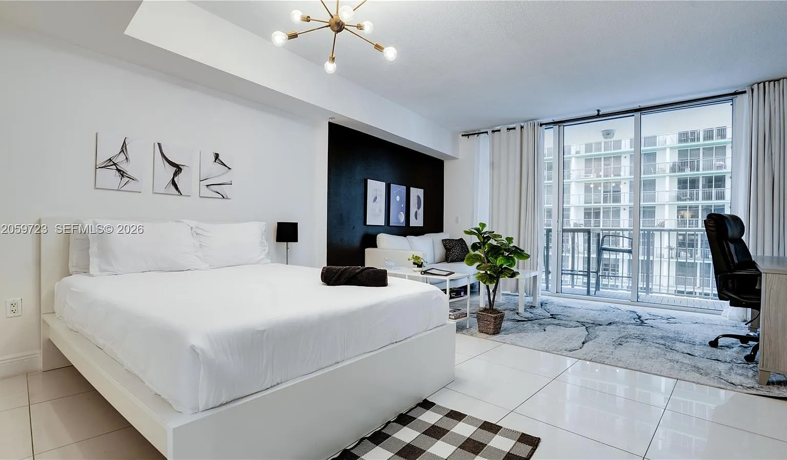 Studio, 1.0 bath, 446 sqft, $2,300 — Photo 1