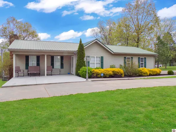 20 Jonathan Point Rd, Benton, KY 42025